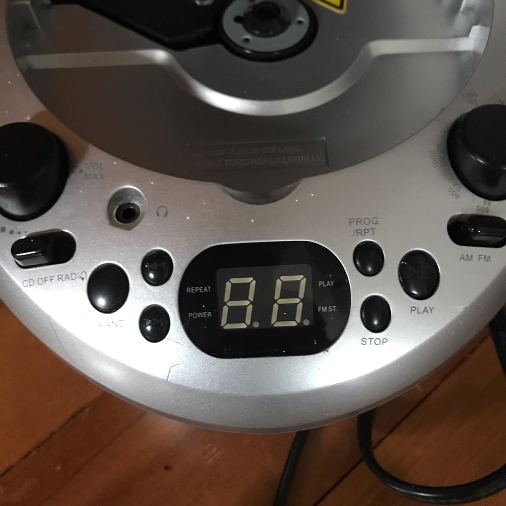 CD Player - Picture 3 of 7